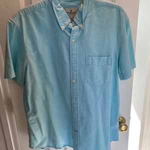 American eagle short sleeve button down shirt